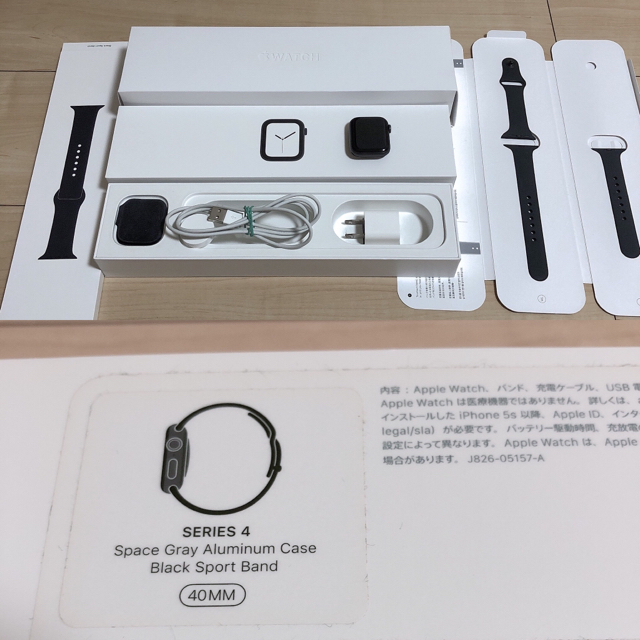 Apple Watch(アップルウォッチ)のApple Watch 4series GPS 40mm 本体 メンズの時計(腕時計(デジタル))の商品写真