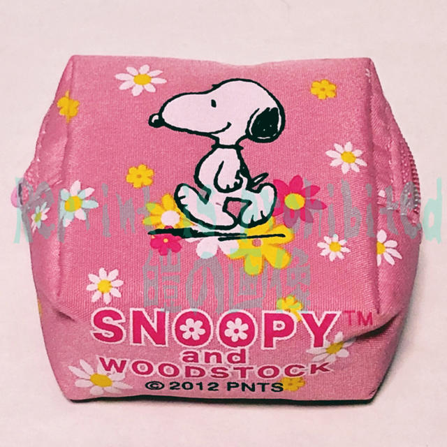 SNOOPY(スヌーピー)のスヌーピー裁縫セット2012 コンパクトタイプのスヌーピー ソーイングポーチ エンタメ/ホビーのアニメグッズ(その他)の商品写真