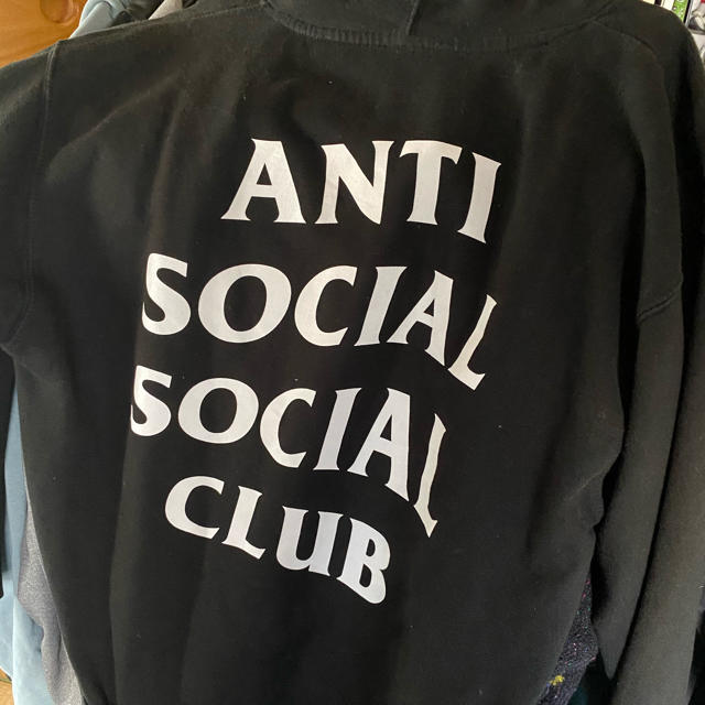 STUSSY(ステューシー)のanti social social club フーディ メンズのトップス(パーカー)の商品写真