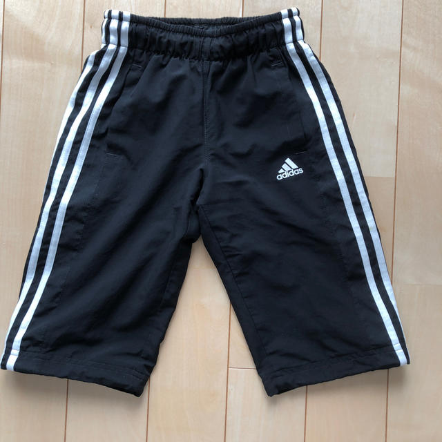 adidas(アディダス)のadidas アディダス ジャージ 下 ハーフパンツ 120cm キッズ/ベビー/マタニティのキッズ服男の子用(90cm~)(パンツ/スパッツ)の商品写真