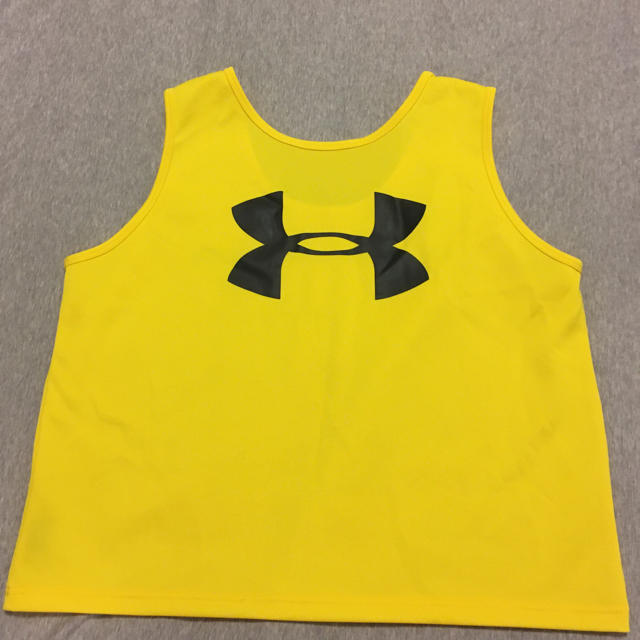 UNDER ARMOUR(アンダーアーマー)のとしさん専用タンクトップ。ビブス メンズのトップス(タンクトップ)の商品写真