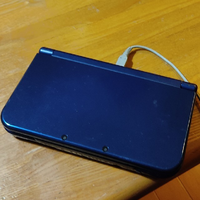 ニンテンドー3DS(ニンテンドー3DS)の3DS LL メタリックブルー エンタメ/ホビーのゲームソフト/ゲーム機本体(携帯用ゲーム機本体)の商品写真