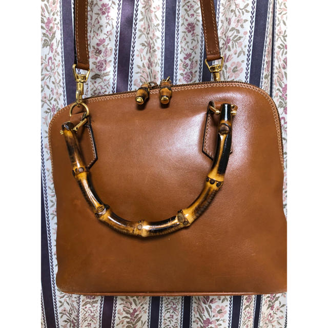 Gucci(グッチ)のGUCCI 正規品ショルダー付きバッグ　　　中のダメージ激しいです💦 レディースのバッグ(ショルダーバッグ)の商品写真