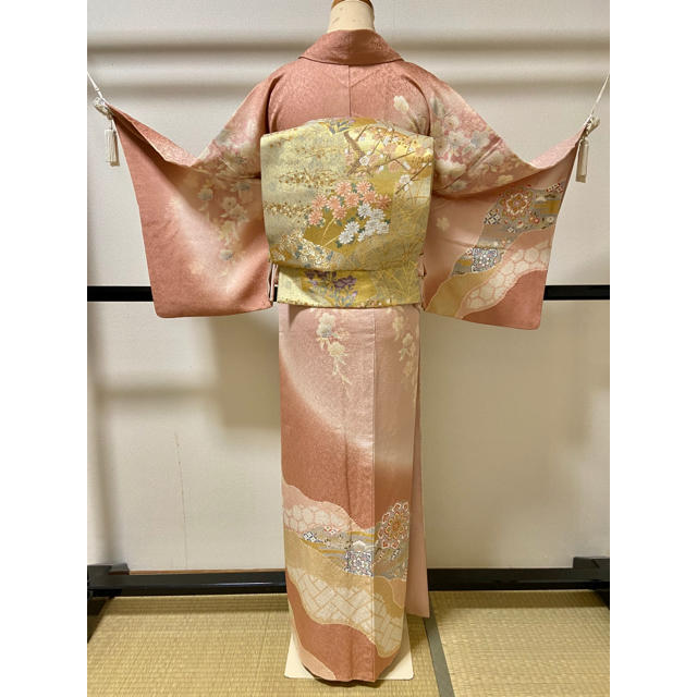 オリジナルデザイン手作り商品 逸品♡刺繍入叩染め金彩友禅 正絹黒留袖