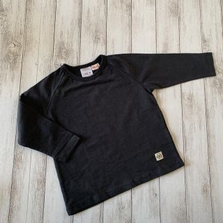 ザラ(ZARA)の新品ZARA Baby ブラックカットソー　86cm(Ｔシャツ)