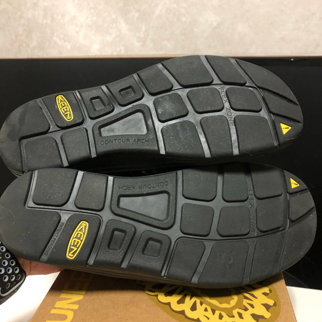 KEEN(キーン)のキーン  ユニーク 2 スライド　SLIDE 黒 27cm メンズの靴/シューズ(サンダル)の商品写真