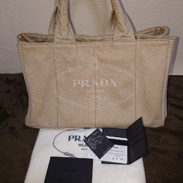 レディースPRADA カナパファブリック