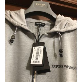 エンポリオアルマーニ(Emporio Armani)のエンポリオアルマーニ  新品パーカー(パーカー)