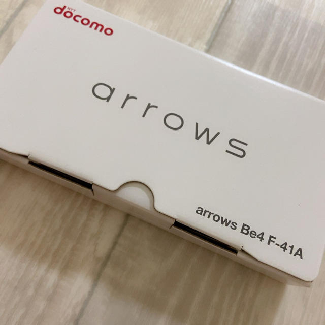 arrows Be4 F-41Aスマートフォン/携帯電話