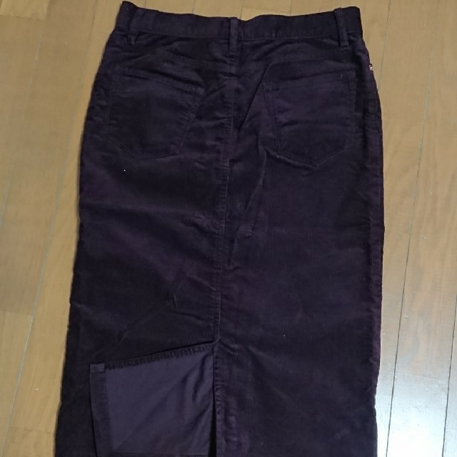 MUJI (無印良品)(ムジルシリョウヒン)のコーデュロイ、タイトスカート レディースのスカート(ひざ丈スカート)の商品写真