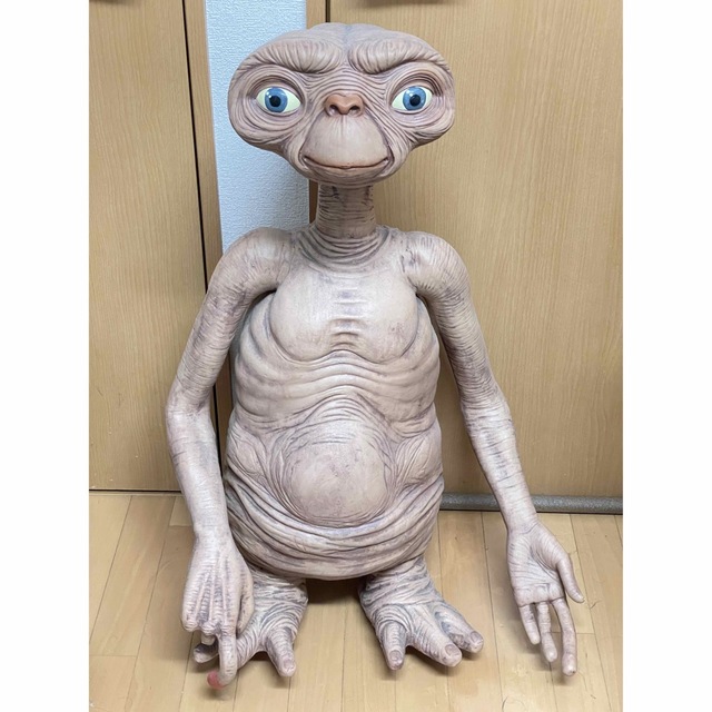 E.T. neca フィギュア ライフサイズ 等身大 NECA etの通販 by E.T. neca フィギュア ライフサイズ 等身大 NECA etの通販 by