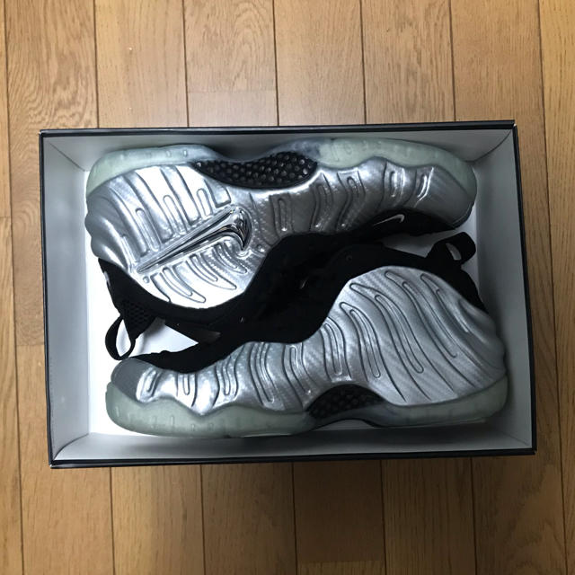 NIKE Air Foamposite Pro Silver Surferスニーカー