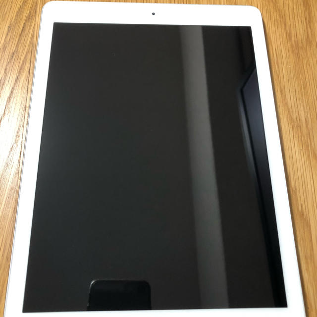 ipad 第6世代　３２GB wifiモデル