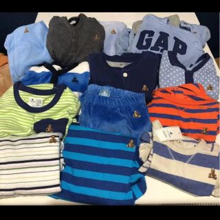 ベビーギャップ(babyGAP)のベビーギャップ　クマのロゴ　セット売り　男の子(ロンパース)