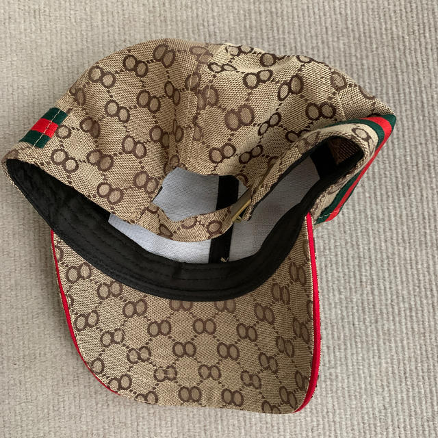 GUCCI風　キャップ　新品 レディースの帽子(キャップ)の商品写真