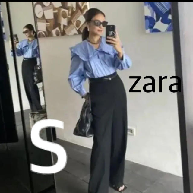 ZARA(ザラ)のZARA ピーターパン襟付きポプリンブラウス　S レディースのトップス(シャツ/ブラウス(長袖/七分))の商品写真