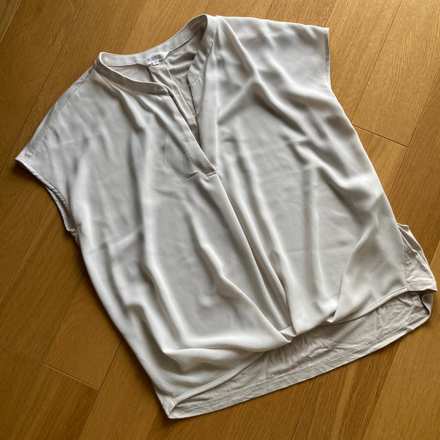 PLST(プラステ)のPLST プラステ　スキッパーブラウス レディースのトップス(シャツ/ブラウス(半袖/袖なし))の商品写真