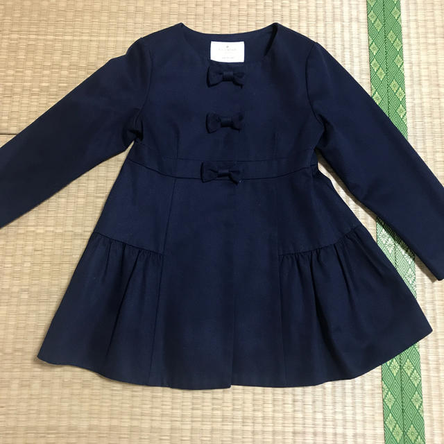 kate spade new york(ケイトスペードニューヨーク)のケイトスペード　トレンチコート キッズ/ベビー/マタニティのキッズ服女の子用(90cm~)(コート)の商品写真