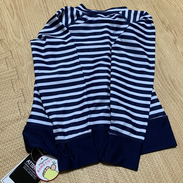 新品　キッズ　ラッシュガード キッズ/ベビー/マタニティのキッズ服女の子用(90cm~)(水着)の商品写真