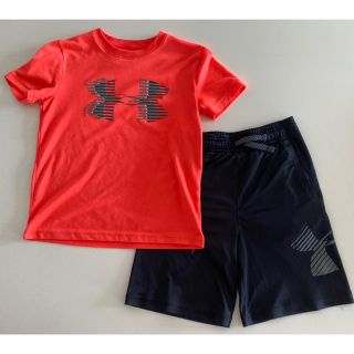 アンダーアーマー(UNDER ARMOUR)のアンダーアーマー☆Tシャツ・半ズボンセット☆130(Tシャツ/カットソー)