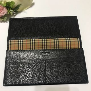 バーバリー(BURBERRY)の【正規品】バーバリー束入れ　ブラック(長財布)