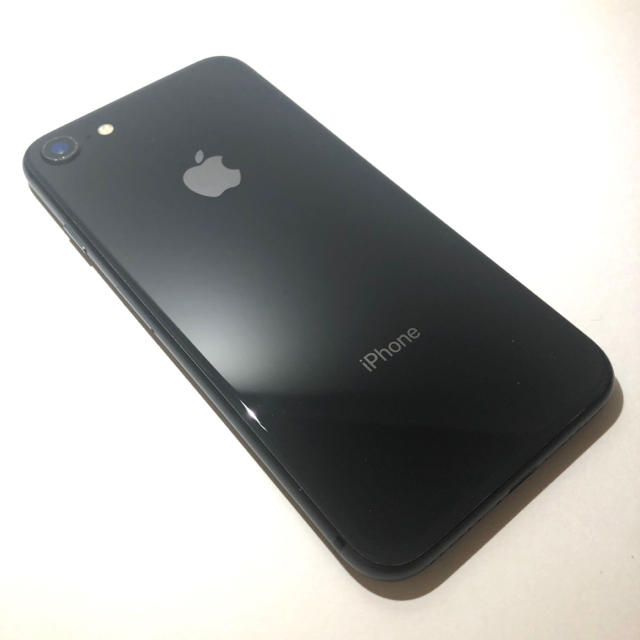 iPhone8 64GB SIMフリー