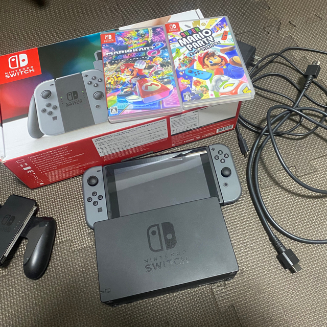 任天堂【消毒済み】Switch グレー 本体  マリオパーティ、カートセット‼️