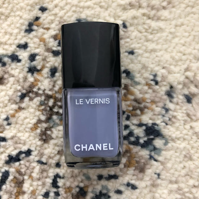 CHANEL(シャネル)のシャネル　ネイル　705 コスメ/美容のネイル(マニキュア)の商品写真