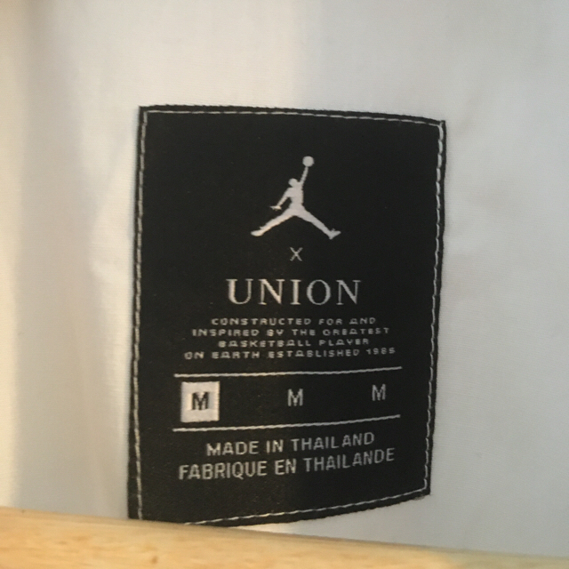 NIKE(ナイキ)のUnion ジョーダンユニオンメカニックシャツ メンズのトップス(シャツ)の商品写真