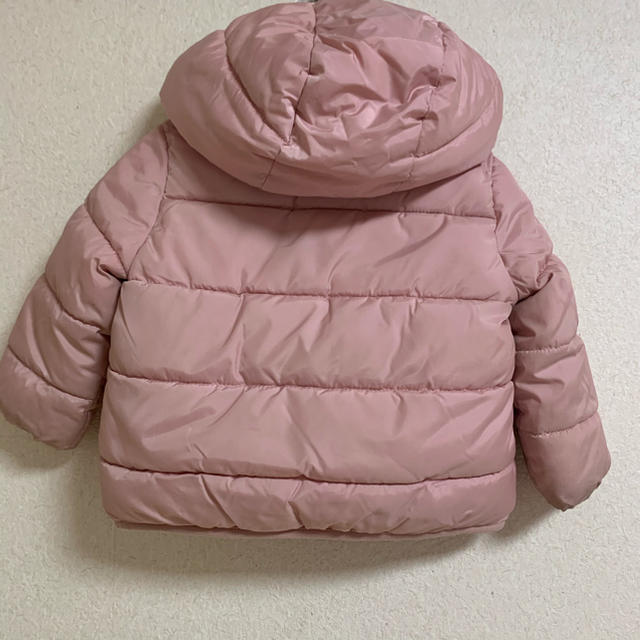 babygap 子供　ダウン　ジャンパー キッズ/ベビー/マタニティのキッズ服女の子用(90cm~)(ジャケット/上着)の商品写真