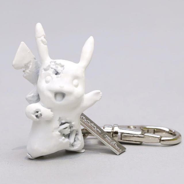 Daniel Arsham x Pokemon x 2G Key Charm www.krzysztofbialy.com