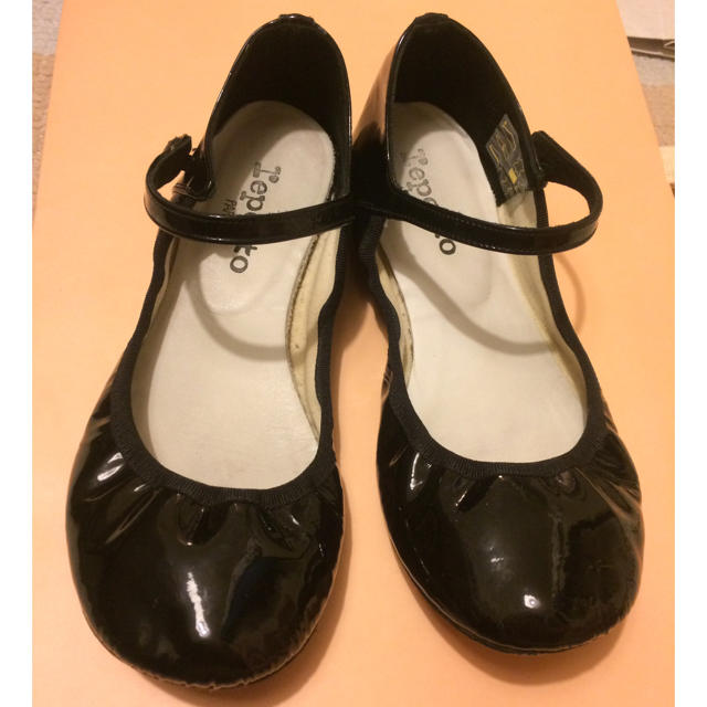 repetto(レペット)のrepetto ブラック ストラップ レディースの靴/シューズ(ハイヒール/パンプス)の商品写真