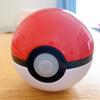 タカラトミー(Takara Tomy)のポケモンガチッとゲットだぜモンスターボール(携帯用ゲーム機本体)