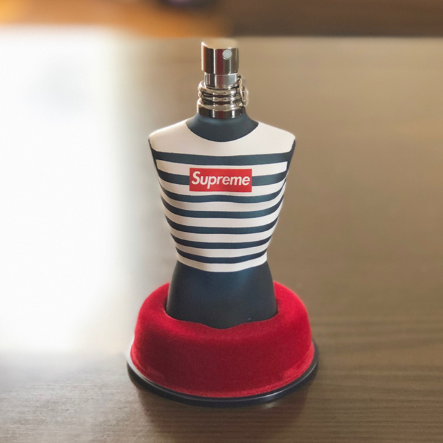 Supreme(シュプリーム)のSupreme Jean Paul Gaultier Le Male 香水 コスメ/美容の香水(ユニセックス)の商品写真