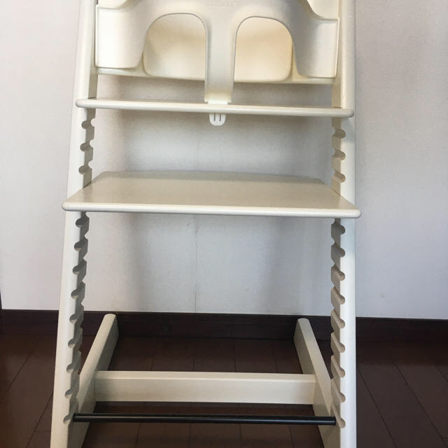 最新型　美品　STOKKE TRIPP TRAPP ストッケ トリップトラップ  キッズ/ベビー/マタニティの寝具/家具(その他)の商品写真