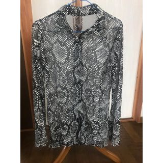 ジャンコロナ　シースルー　ヘビ柄シャツ