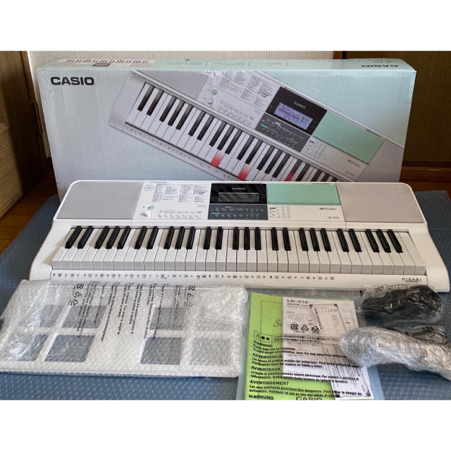 CASIO(カシオ) 61鍵盤 電子キーボード LK-512