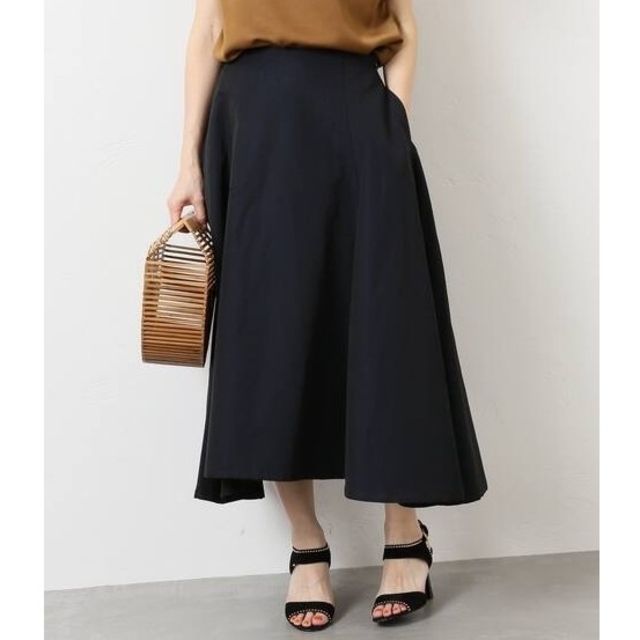 IENA(イエナ)のIENA　デザインフレアースカート レディースのスカート(ロングスカート)の商品写真
