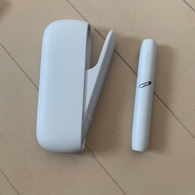 IQOS(アイコス)のiQOS３&MULTI メンズのファッション小物(タバコグッズ)の商品写真