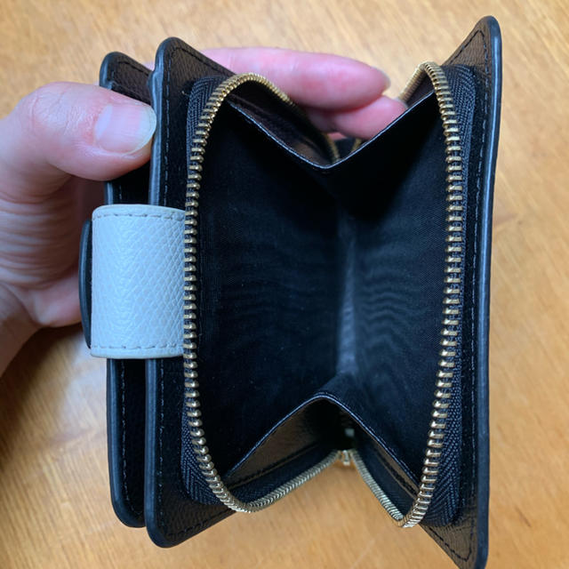 Furla(フルラ)のRRR様専用 FURLA 二つ折り財布 レディースのファッション小物(財布)の商品写真