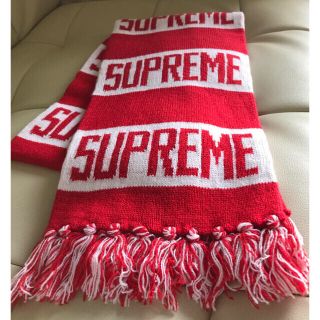 シュプリーム(Supreme)のsupremeマフラー美品‼️(マフラー)