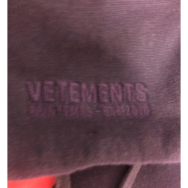 vetements パーカー