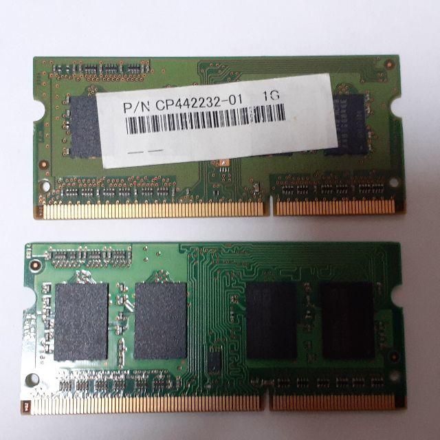 SAMSUNG(サムスン)のノートパソコンメモリー　PC3-8500S　1GB×2　② スマホ/家電/カメラのPC/タブレット(ノートPC)の商品写真