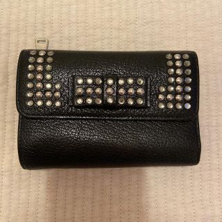 ミュウミュウ(miumiu)のmiumiu二つ折り財布(財布)