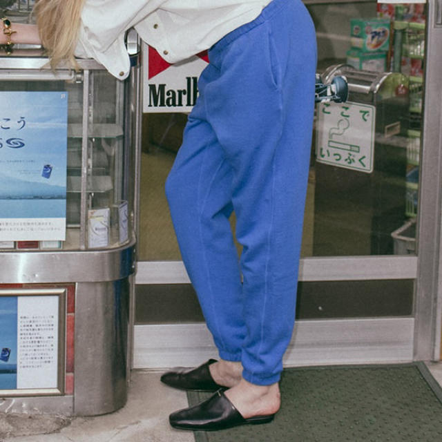 ACNE(アクネ)のMAISON EUREKA/vintage like sweat pants レディースのパンツ(その他)の商品写真