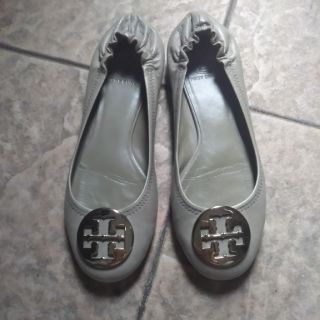 トリーバーチ(Tory Burch)の【Tory Burch】レザーフラットシューズ(バレエシューズ)