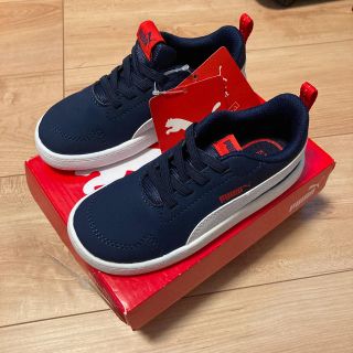 プーマ(PUMA)のプーマ　スニーカー☆新品☆ネイビー16センチ(スニーカー)