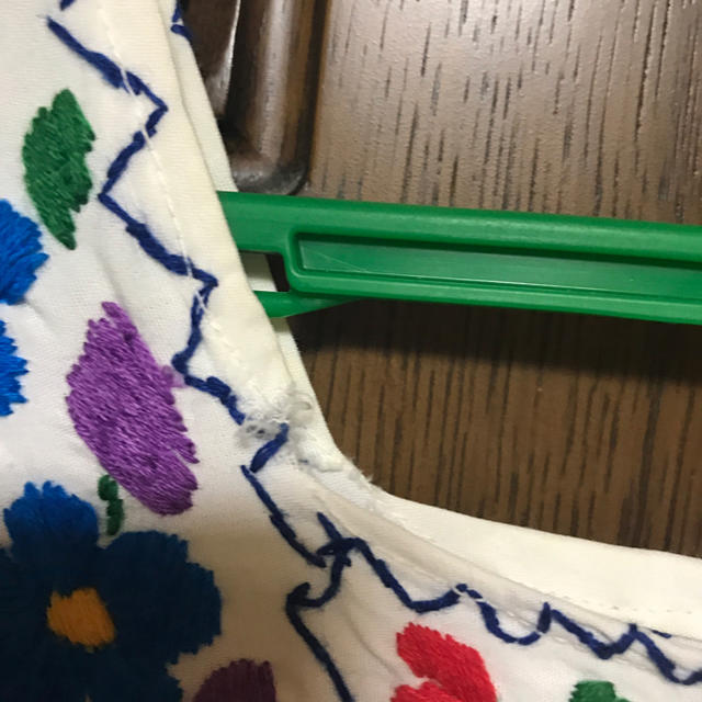 アメリカ古着 刺繍ワンピース レディースのワンピース(ロングワンピース/マキシワンピース)の商品写真
