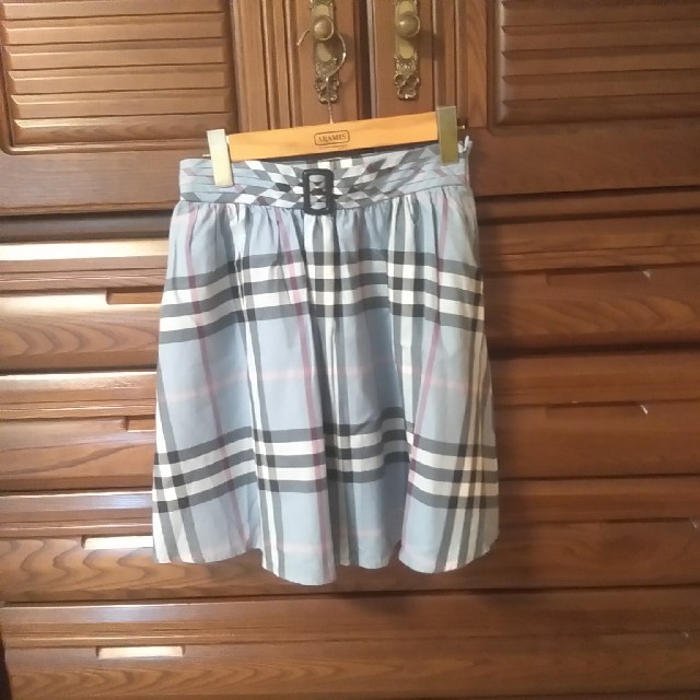 BURBERRY(バーバリー)のBURBERRYスカート レディースのスカート(ひざ丈スカート)の商品写真