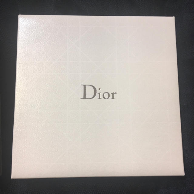 Dior - Dior アクセサリー空き箱&袋の通販 by はるか's shop ...